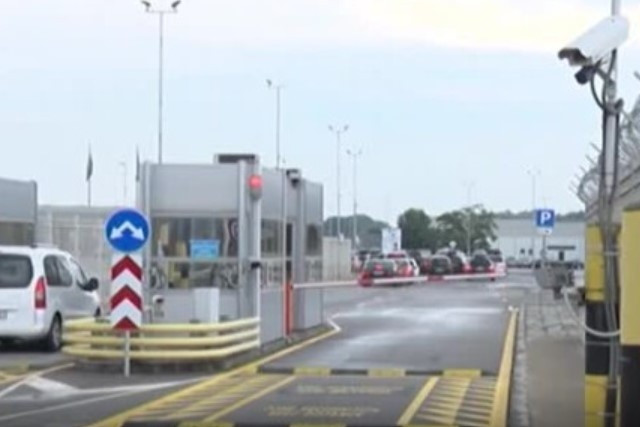 Потресаващи така началникът на кабинета на премиера Лена Бориславова